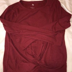 Long sleeve shirt with knot in front